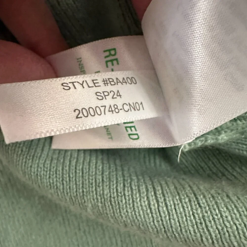 J. Crew 100% Cashmere Classic Fit Crew Neck Sweater SMALL Green Women's